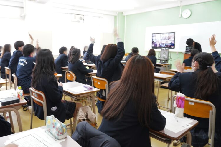 神奈川県立横須賀南高等学校で、オンライン職業講話を開催しました！【クラファン支援第2弾】