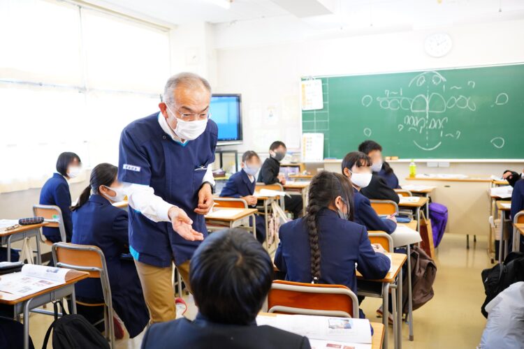 【横浜市立宮田中学校で、来校型の職業講話を開催しました！】