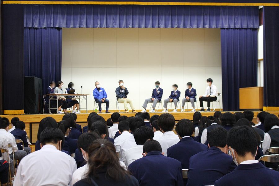 藤沢市立御所見中学校にて、トークセッション型の職業講話を開催しました！