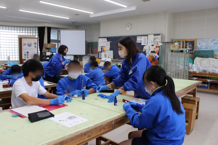 藤沢市立長後中学校にて体験型職業講話を開催しました！