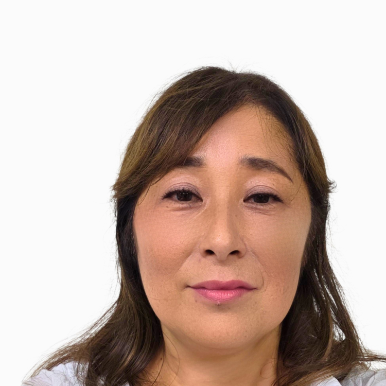 秋月智佳